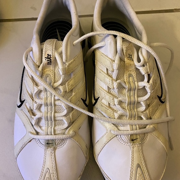 Nike - Picture 2 of 2